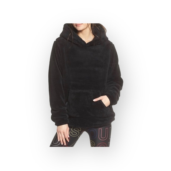 new SoulCycle ☻ Faux Shearling Reversible Mesh Skull Embroidered Pullover Hoodie - Picture 3 of 16